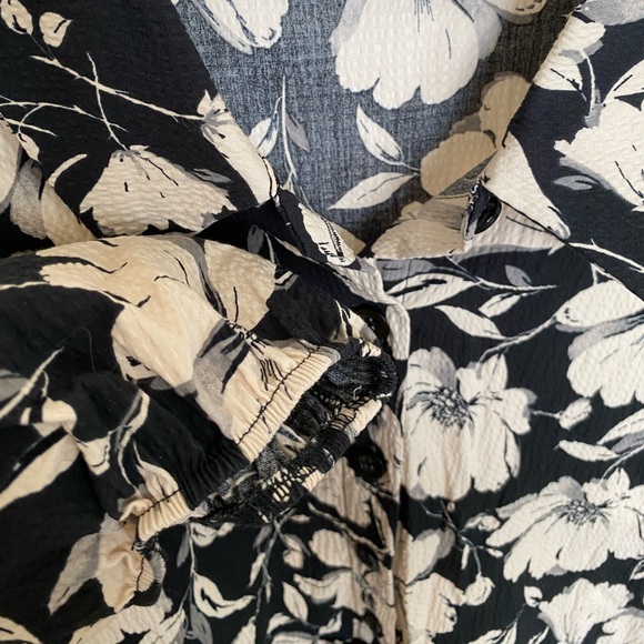 Zara Printed Dark Floral Mini Dress - Picture 5 of 6